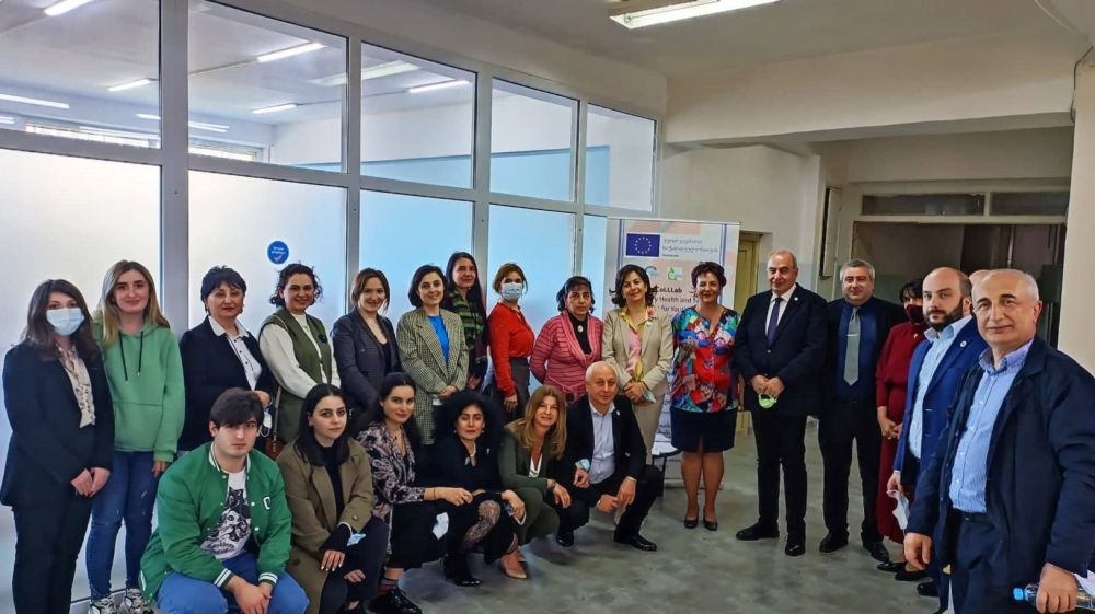 ევროკავშირის მხარდაჭერით შექმნილი პროფესიული გადამზადების პროგრამის „ლაბორატორიული ჯანმრთელობა და უსაფრთხოება“ საზეიმო გახსნა